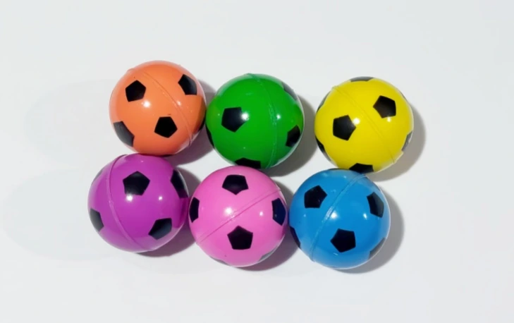 COLORED SOCCER BALL, model B2000, assortment view
