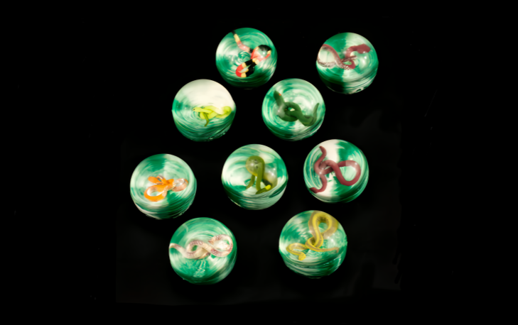 SNAKE FIGURINE BALL, model NN00A, assortment view