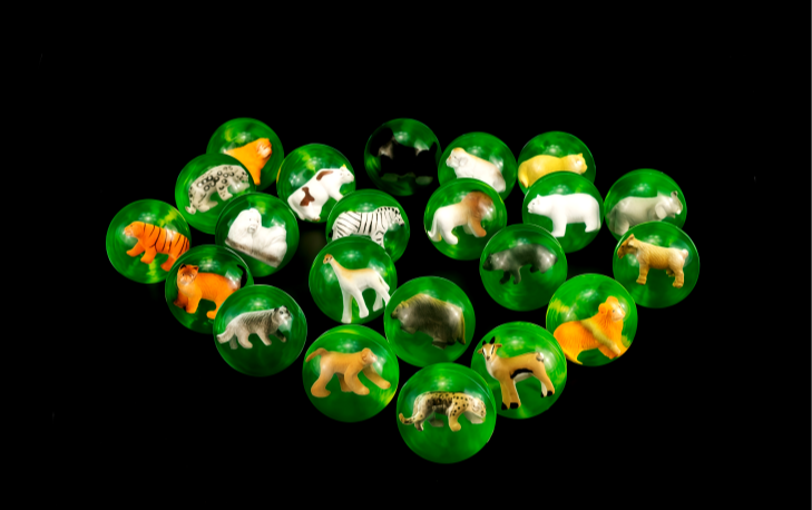 WILD ANIMAL FIGURINE BALL, model RA00A, assortment view