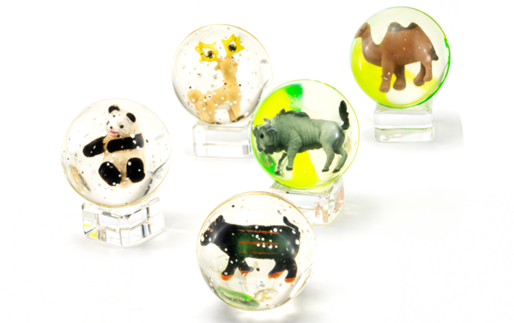 MIXED ANIMAL FIGURINE BALL, model TC00A, assortment view